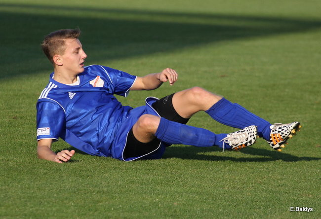 Piłkarze znów przegrali (zdjęia)