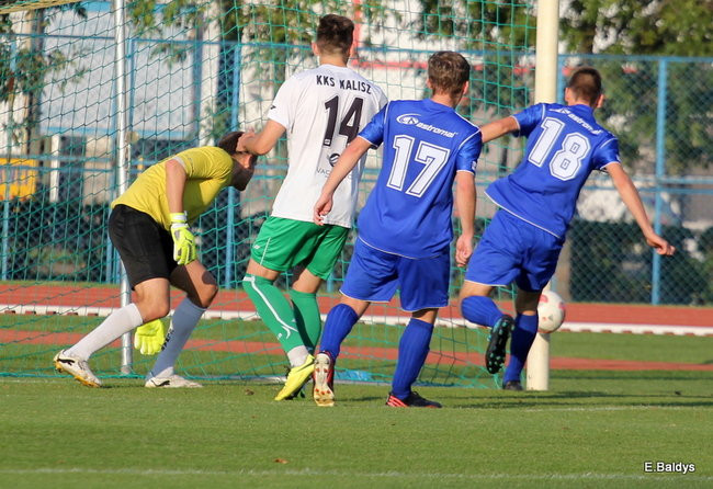 Piłkarze znów przegrali (zdjęia)