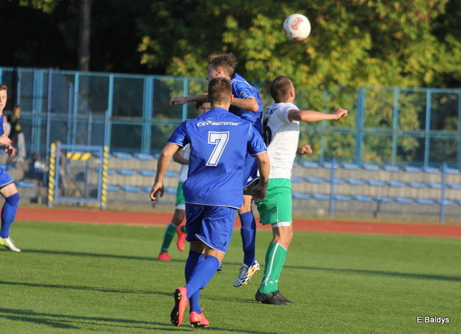 Piłkarze znów przegrali (zdjęia)