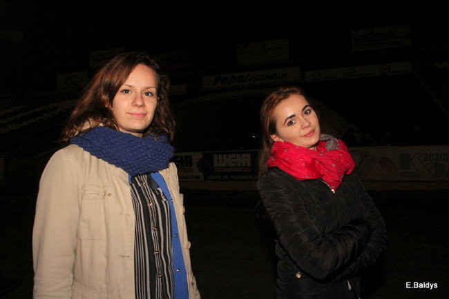 Tłumy w strefie kibica (zdjęcia)