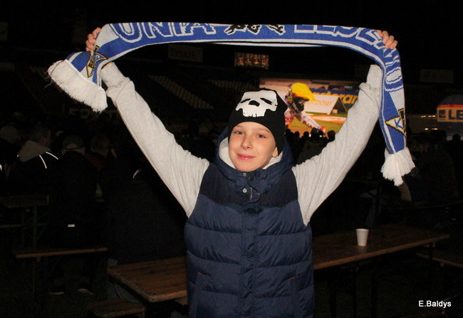 Tłumy w strefie kibica (zdjęcia)