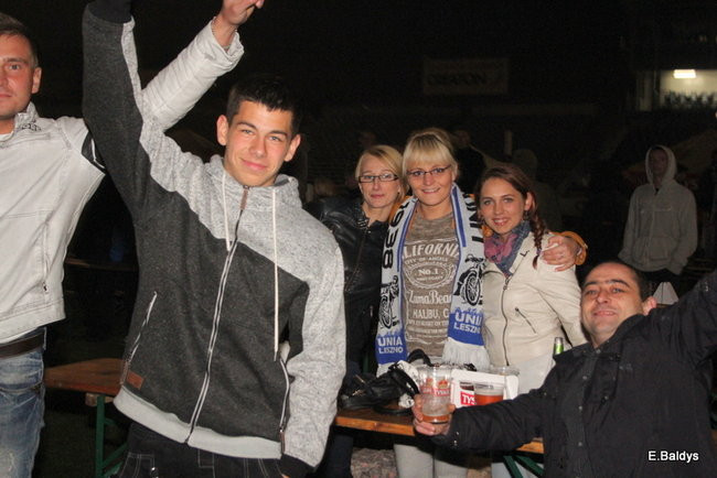 Tłumy w strefie kibica (zdjęcia)