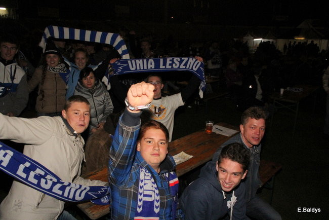 Tłumy w strefie kibica (zdjęcia)