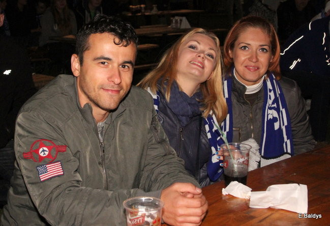 Tłumy w strefie kibica (zdjęcia)