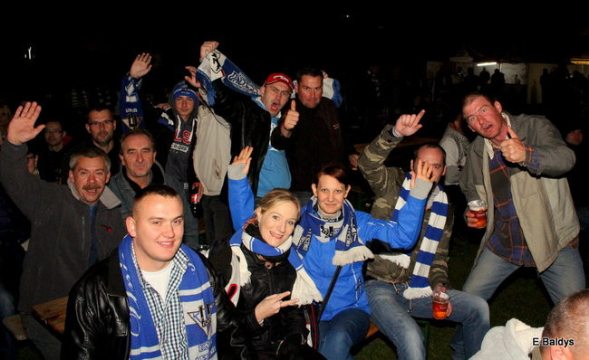 Tłumy w strefie kibica (zdjęcia)