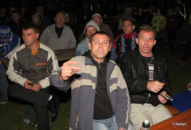 Tłumy w strefie kibica (zdjęcia)