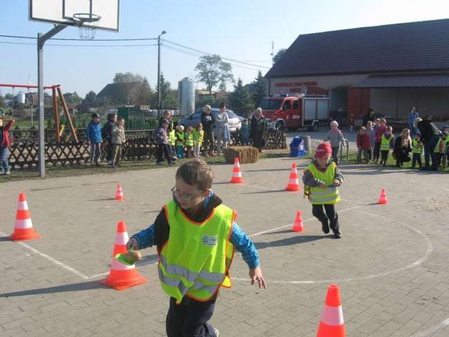 Święto pieczonego ziemniaka w Dąbczu (zdjęcia)