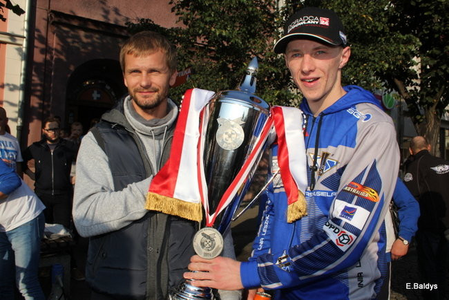 Puchar na rynku (zdjęcia)