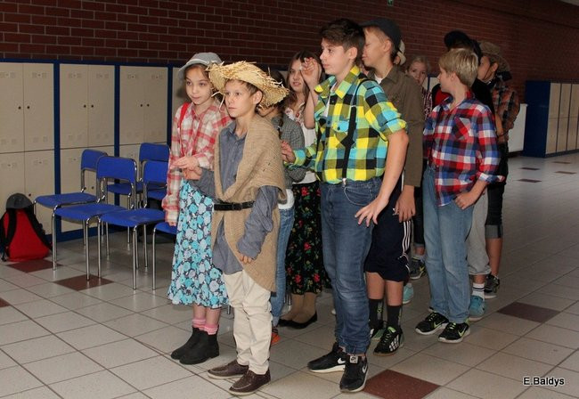 Dożynkowy RAMBIT w SP 13 (zdjęcia)