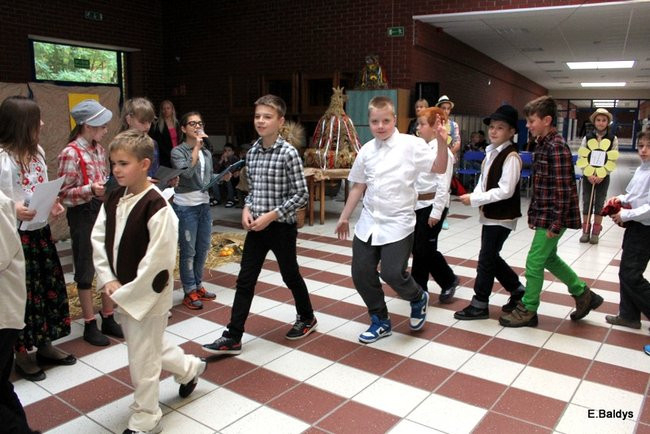 Dożynkowy RAMBIT w SP 13 (zdjęcia)