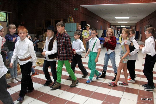 Dożynkowy RAMBIT w SP 13 (zdjęcia)