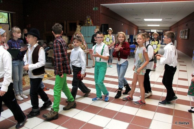 Dożynkowy RAMBIT w SP 13 (zdjęcia)