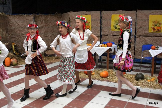 Dożynkowy RAMBIT w SP 13 (zdjęcia)