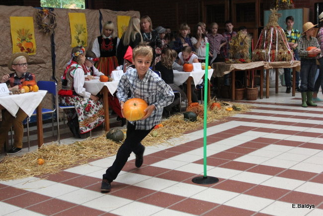 Dożynkowy RAMBIT w SP 13 (zdjęcia)