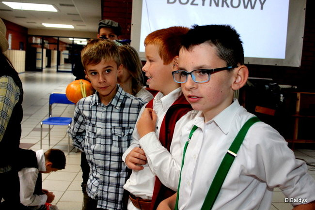 Dożynkowy RAMBIT w SP 13 (zdjęcia)