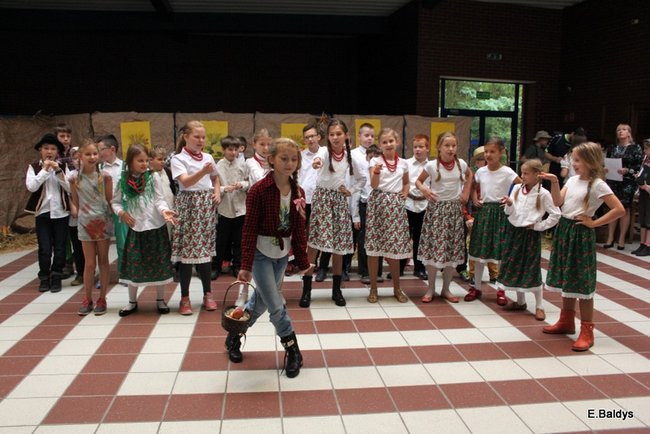 Dożynkowy RAMBIT w SP 13 (zdjęcia)