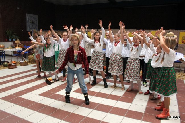 Dożynkowy RAMBIT w SP 13 (zdjęcia)