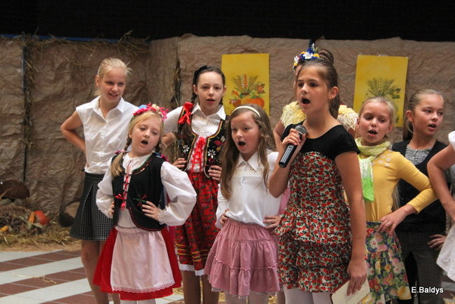 Dożynkowy RAMBIT w SP 13 (zdjęcia)