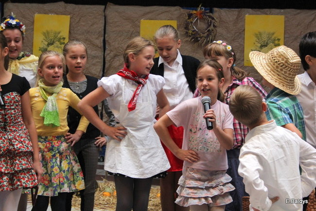 Dożynkowy RAMBIT w SP 13 (zdjęcia)