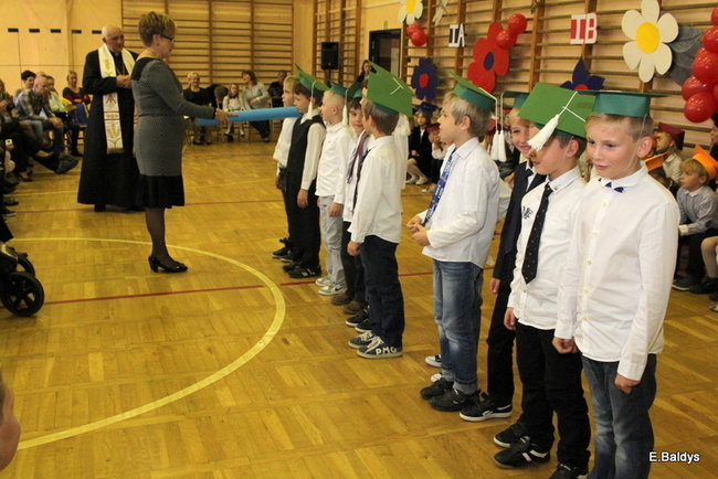 Zostali uczniami SP 5 (zdjęcia)