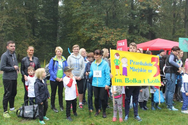 Rodzinne biegi w Karczmie Borowej (zdjęcia)