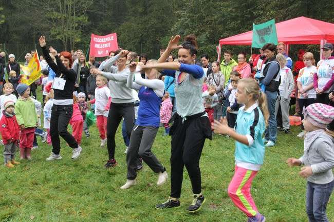 Rodzinne biegi w Karczmie Borowej (zdjęcia)