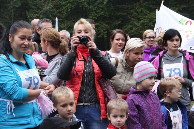 Rodzinne biegi w Karczmie Borowej (zdjęcia)