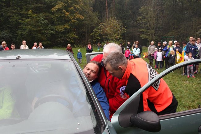 Rodzinne biegi w Karczmie Borowej (zdjęcia)