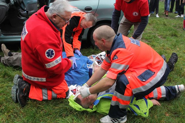 Rodzinne biegi w Karczmie Borowej (zdjęcia)