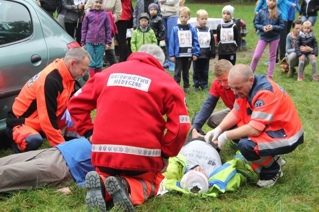Rodzinne biegi w Karczmie Borowej (zdjęcia)