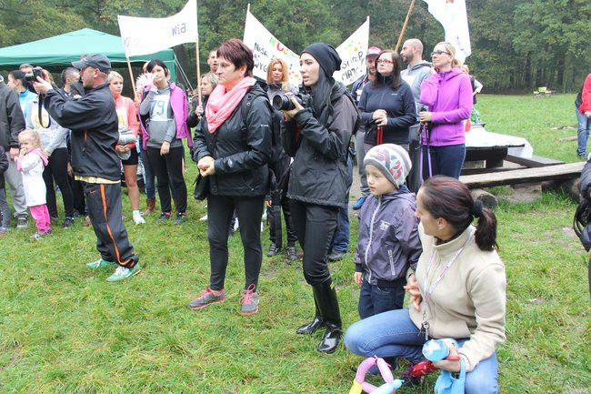 Rodzinne biegi w Karczmie Borowej (zdjęcia)