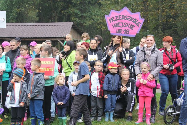 Rodzinne biegi w Karczmie Borowej (zdjęcia)