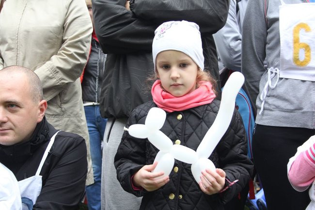 Rodzinne biegi w Karczmie Borowej (zdjęcia)