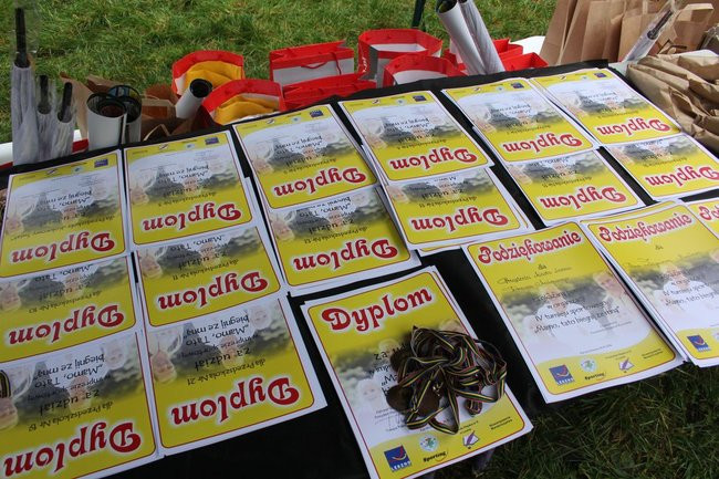 Rodzinne biegi w Karczmie Borowej (zdjęcia)