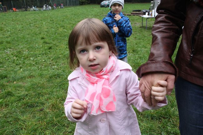 Rodzinne biegi w Karczmie Borowej (zdjęcia)