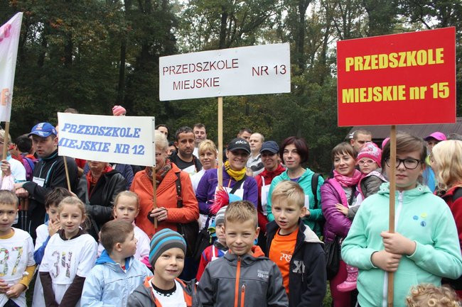 Rodzinne biegi w Karczmie Borowej (zdjęcia)