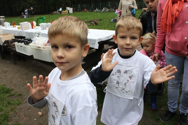 Rodzinne biegi w Karczmie Borowej (zdjęcia)