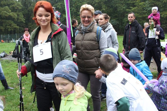 Rodzinne biegi w Karczmie Borowej (zdjęcia)