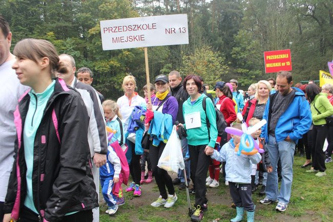 Rodzinne biegi w Karczmie Borowej (zdjęcia)