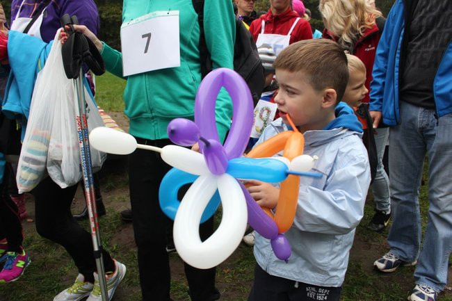 Rodzinne biegi w Karczmie Borowej (zdjęcia)