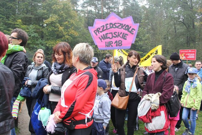 Rodzinne biegi w Karczmie Borowej (zdjęcia)