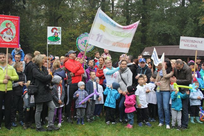 Rodzinne biegi w Karczmie Borowej (zdjęcia)