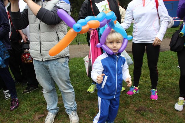 Rodzinne biegi w Karczmie Borowej (zdjęcia)