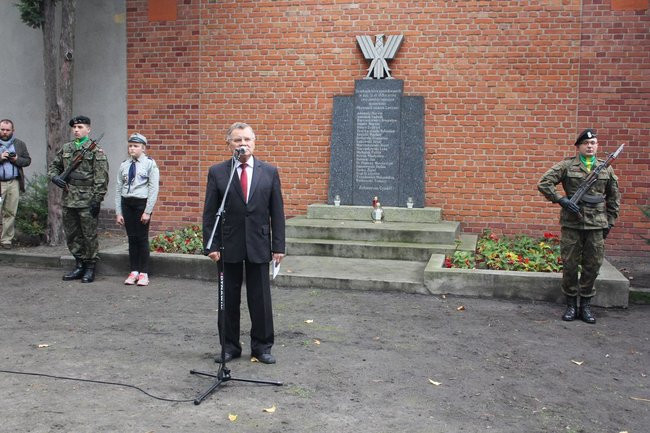 Zbrodnia sprzed 75 lat (zdjęcia)