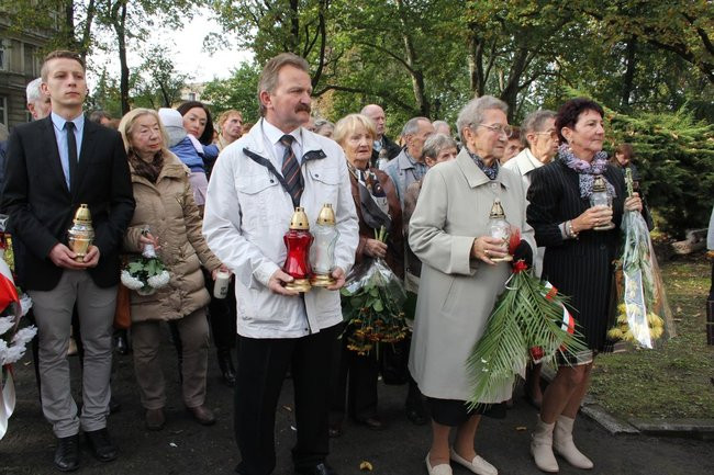 Zbrodnia sprzed 75 lat (zdjęcia)