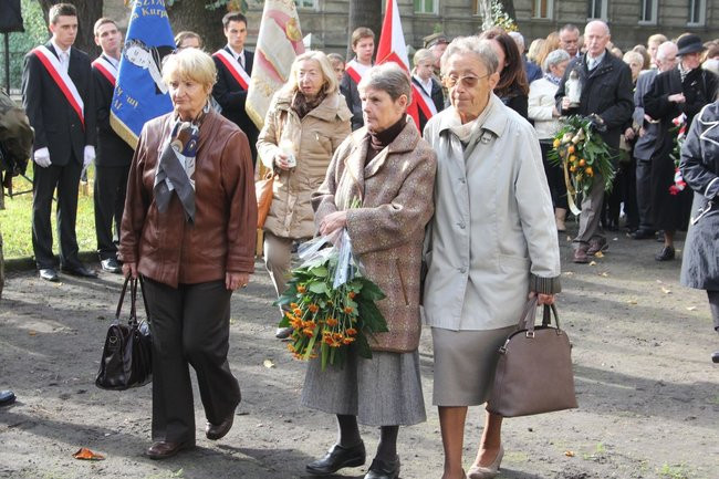 Zbrodnia sprzed 75 lat (zdjęcia)