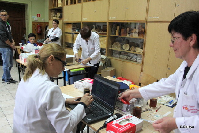 Oddali ponad 18 litrów krwi (zdjęcia)