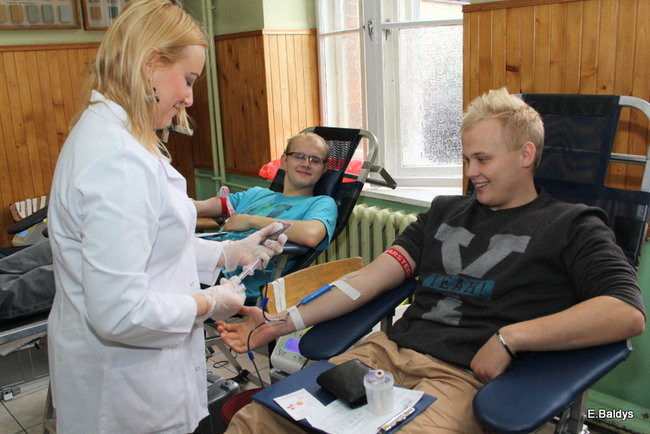 Oddali ponad 18 litrów krwi (zdjęcia)