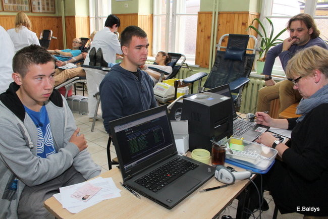 Oddali ponad 18 litrów krwi (zdjęcia)