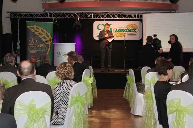 Stypendia dla 25 studentów (zdjęcia)